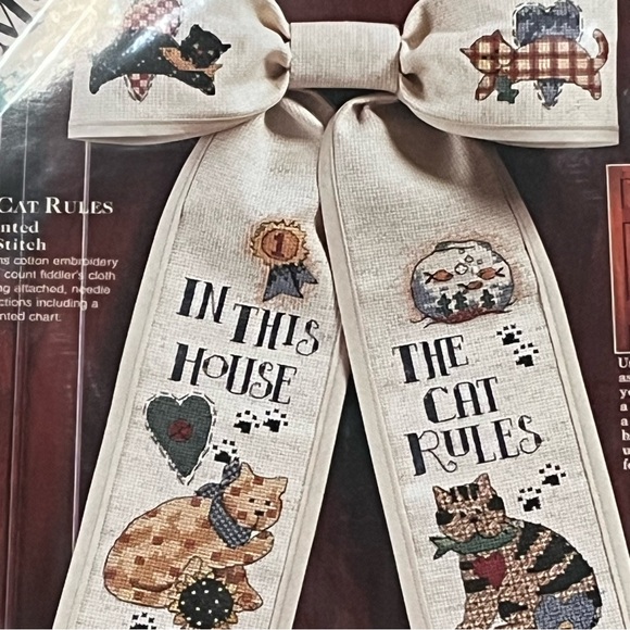NWT Debbie Mumm Bows The Cat Rules Counted Cross Stitch Kit - Picture 6 of 15
